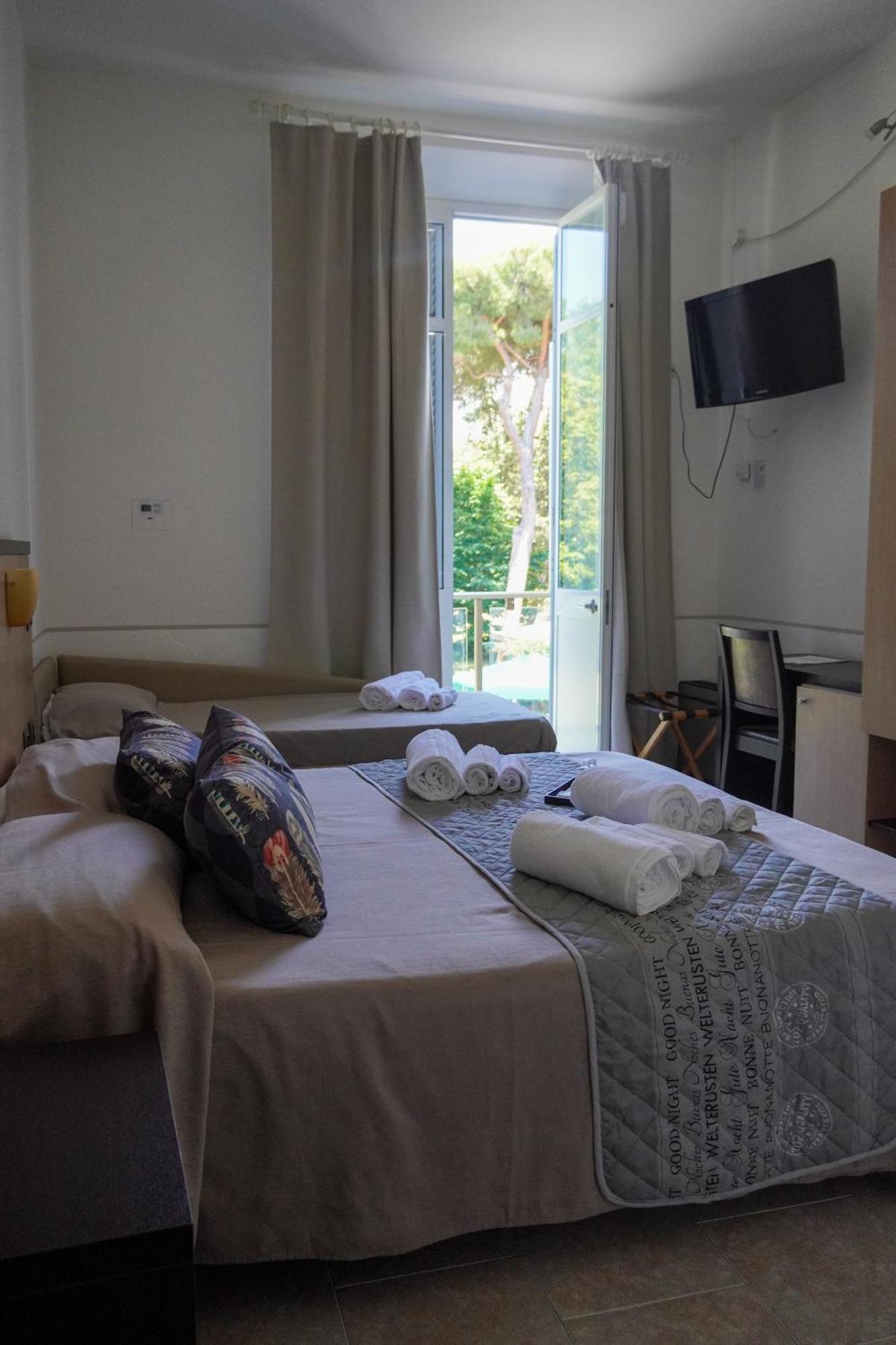 Hotel Cilene Viareggio Esterno foto