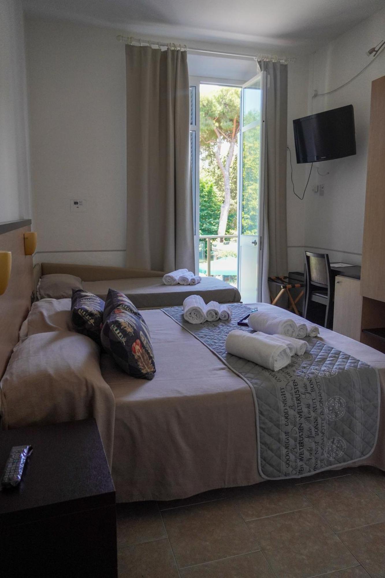 Hotel Cilene Viareggio Esterno foto